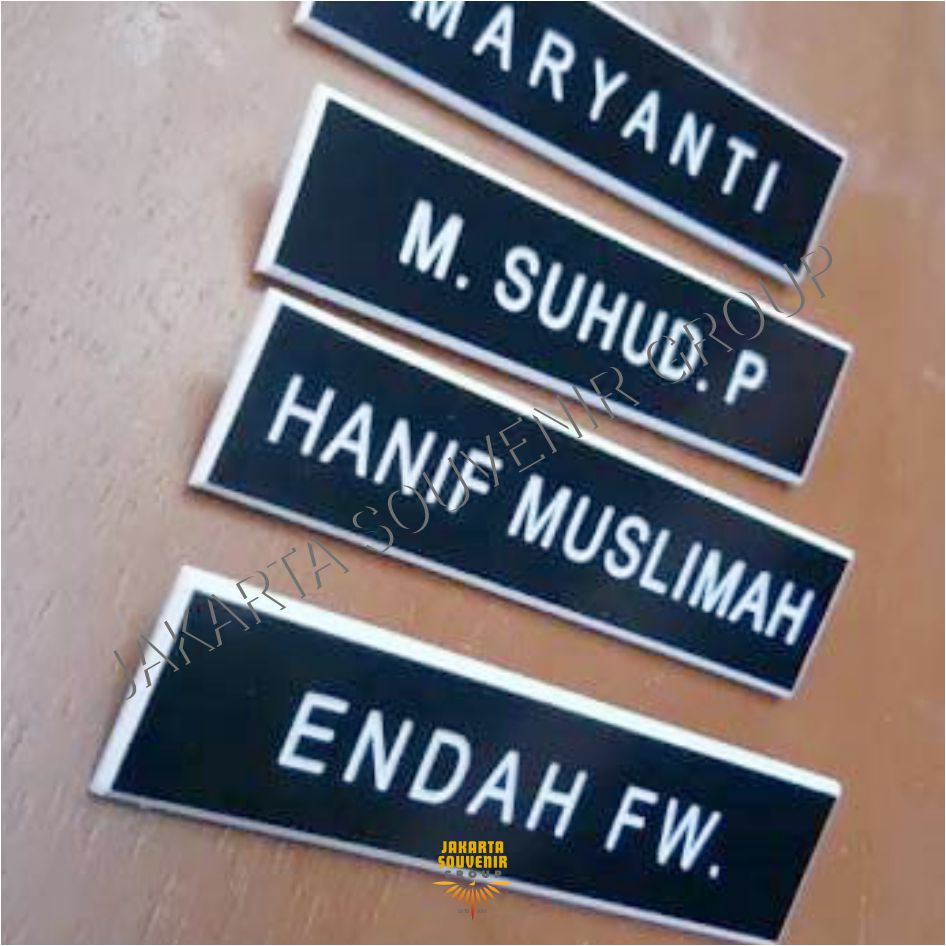 Papan Nama