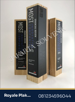 Plakat Kayu Unik Custom