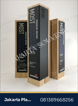 Plakat Kayu Unik Custom