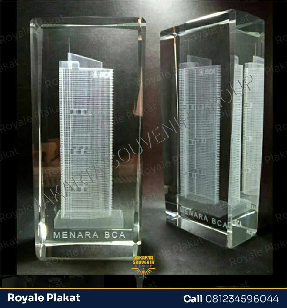 Plakat Kristal Custom Khusus - ROYALE PLAKAT