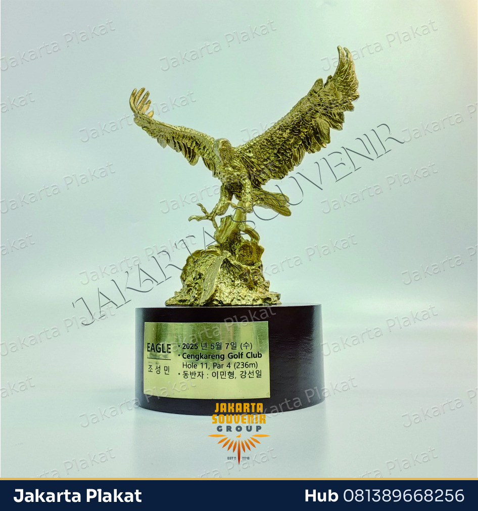 Trophy Fiber Elang Eagle - Jakarta Plakat