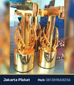Trophy Huruf Custom