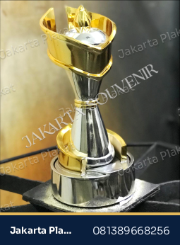 Trophy API Dua Warna