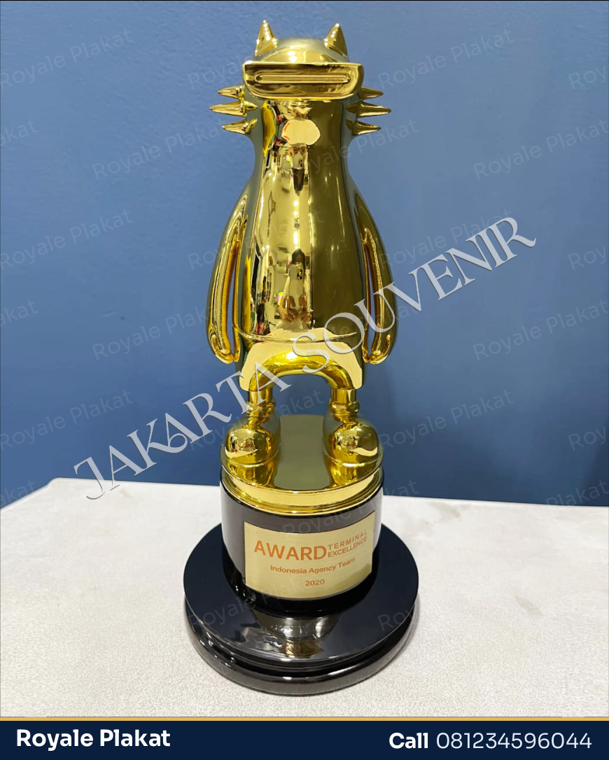 Trophy Maskot Realme - ROYALE PLAKAT