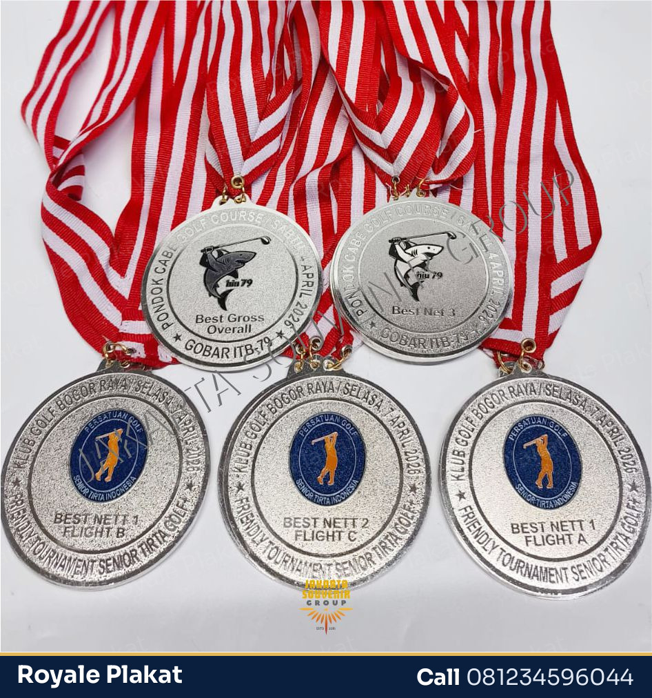 Medali Kuningan Antik - ROYALE PLAKAT