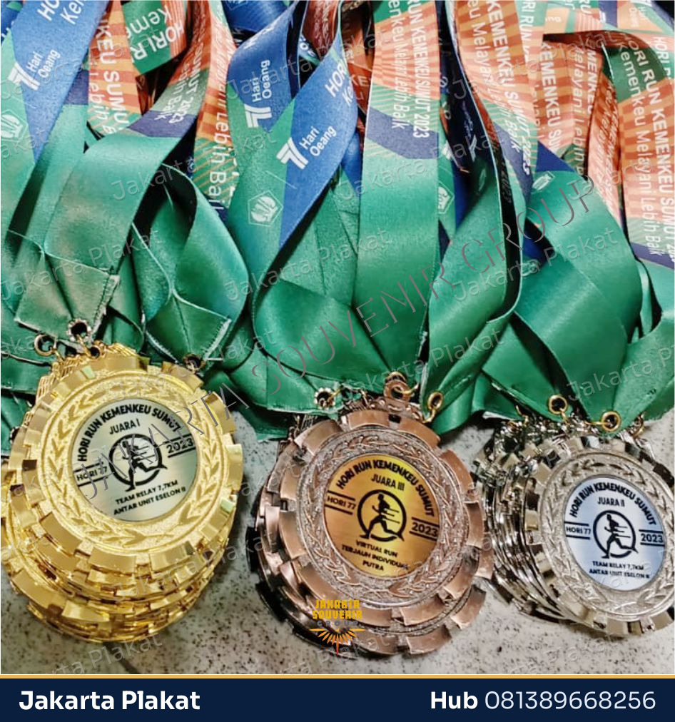 Medali Kuningan Lomba - Jakarta Plakat
