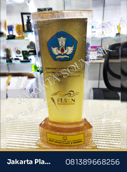 Plakat Resin Pendidikan