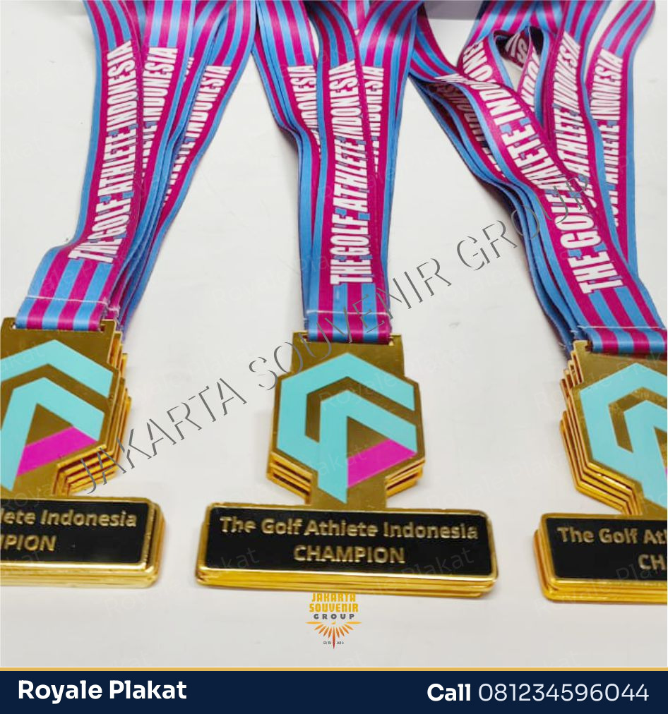 Medali Resin Glow Custom - ROYALE PLAKAT