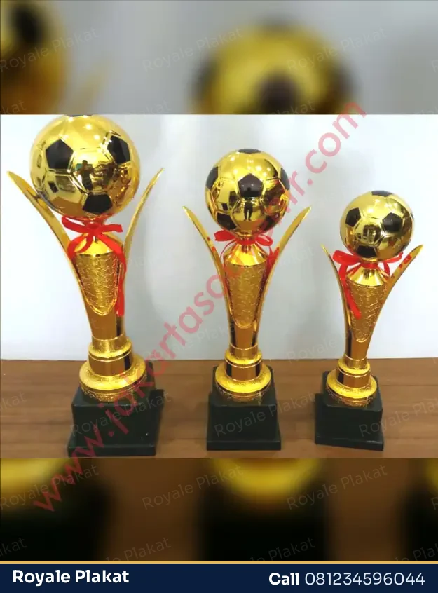 Piala Plastik Bola Standard - ROYALE PLAKAT
