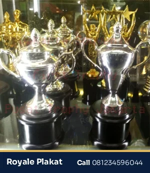 Piala Plastik Gelas Klasik