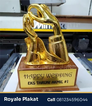 Piala Plastik Wedding