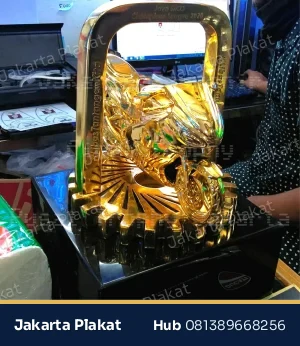 Piala Premium Miniatur Motor Sport
