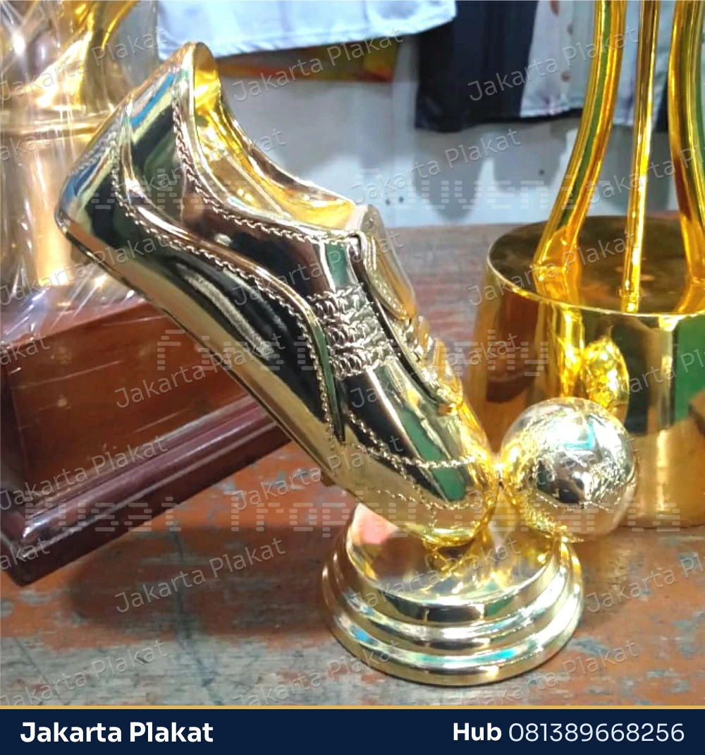 Trophy Football Best Player - Jakarta Plakat