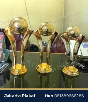 Trophy Mewah Football