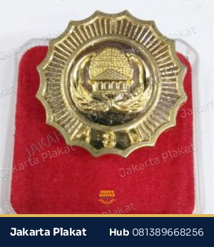 Pin Anniversary Korporat