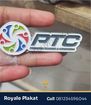 Papan Nama Custom Hotel