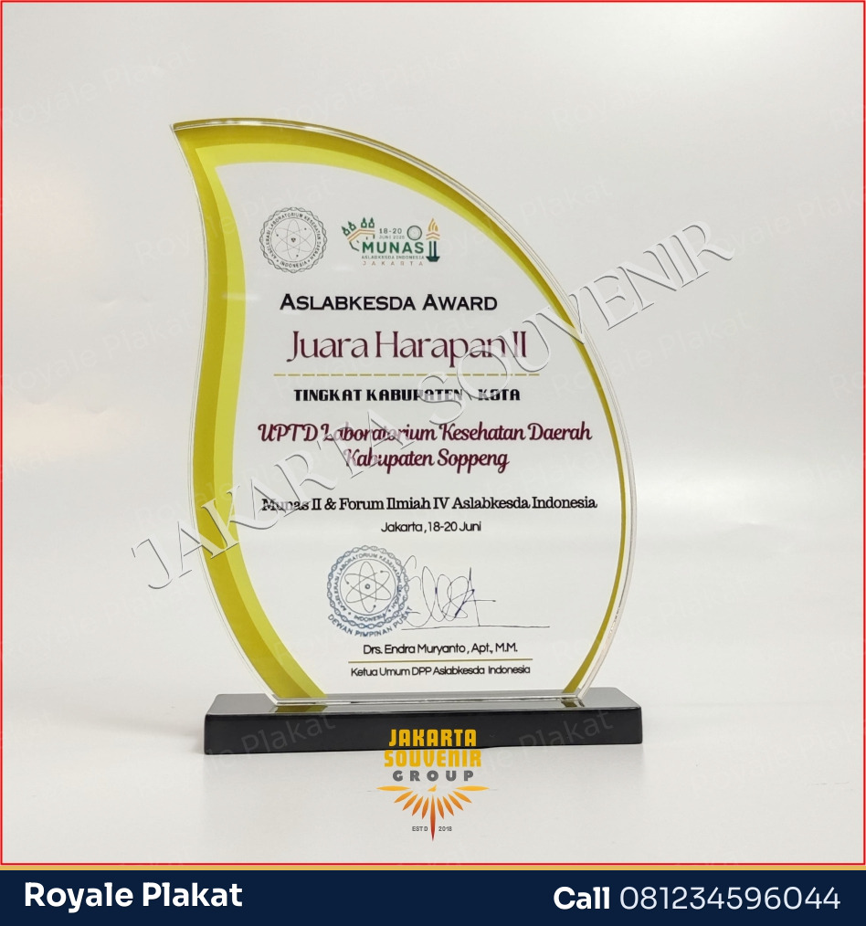 Plakat Akrilik Tetes Air - ROYALE PLAKAT